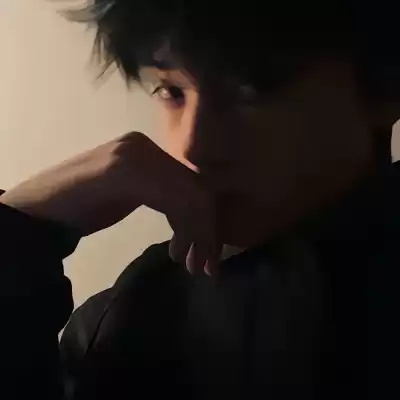 邱湛蓝